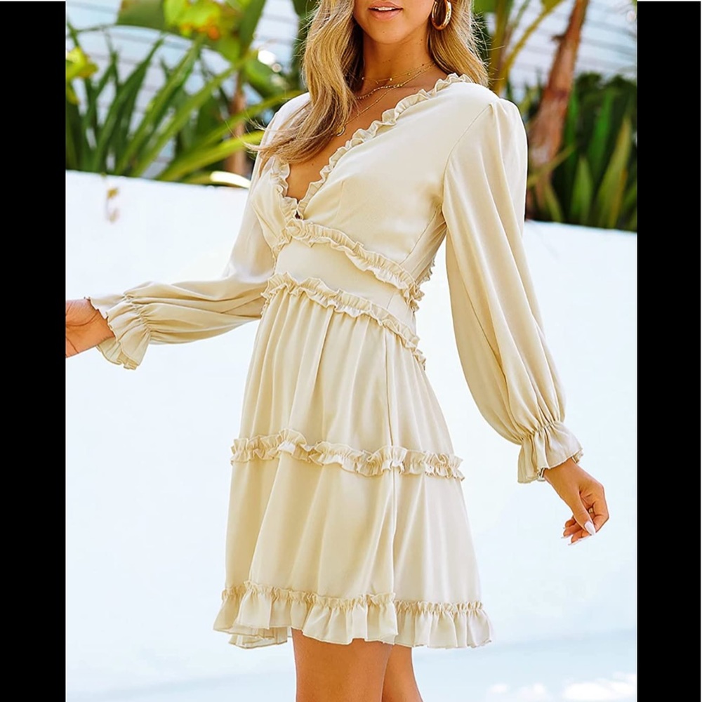 Off white/beige ladies Sz small dress
